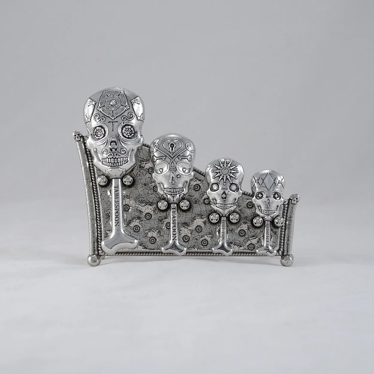 Calavera Measuring Spoons with Stand
